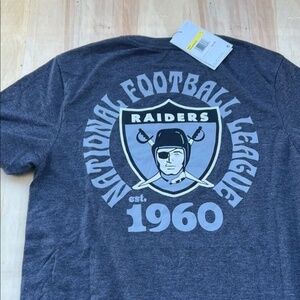 MEDIUM SIZE Mens Raider Nike T shirt New